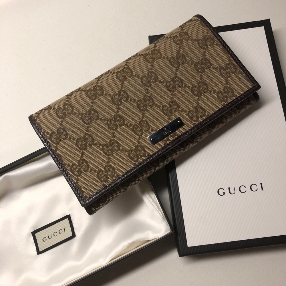 Authentic Women’s Gucci Wallet